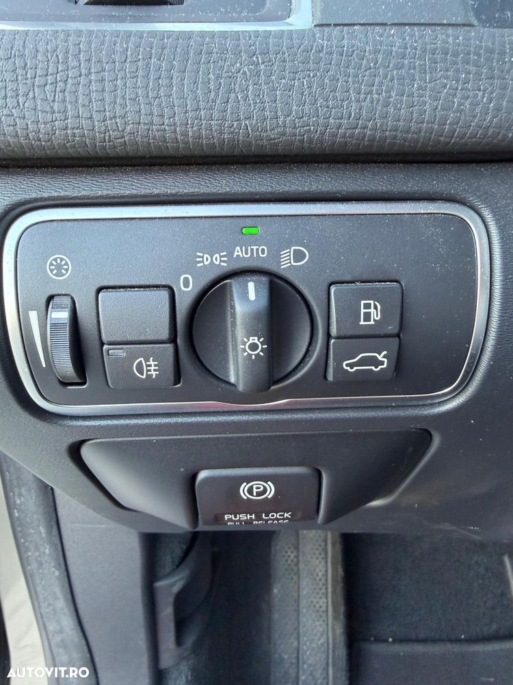 Volvo XC 60 D4 Geartronic Ocean Race - 12