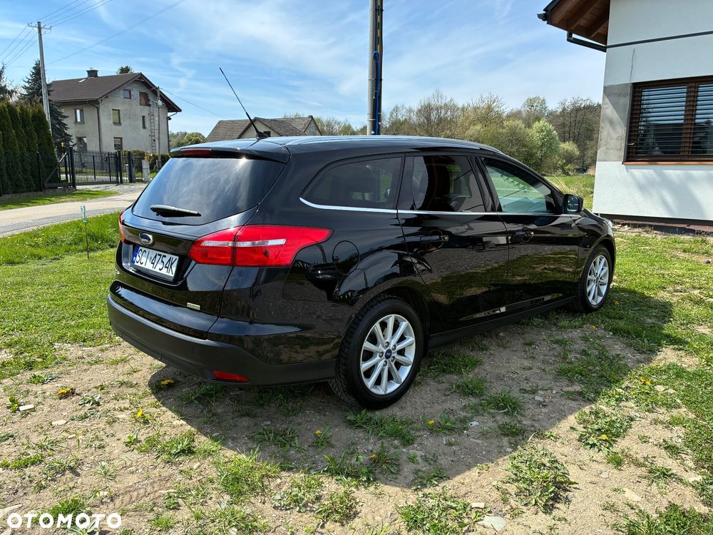 Ford Focus 1.0 EcoBoost Titanium - 5