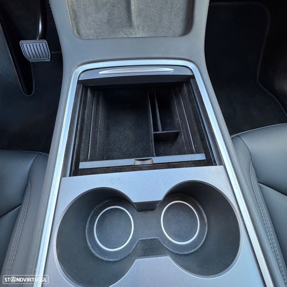 Tesla Model Y Long Range Tração Integral - 9