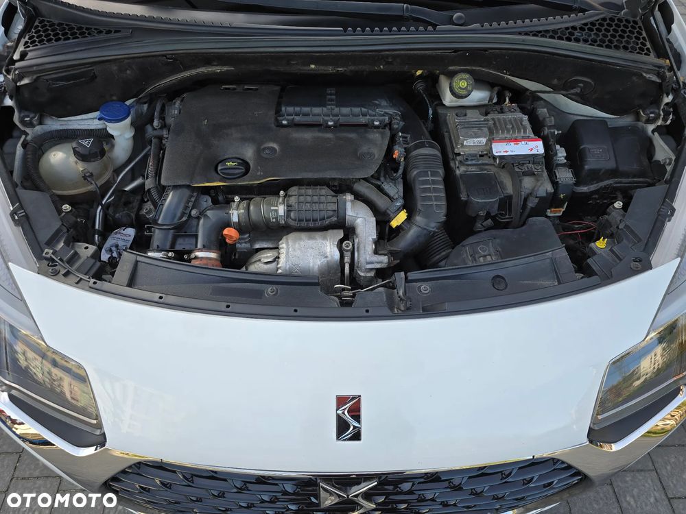 DS Automobiles DS 3 ver-bluehdi-100-sochic - 26