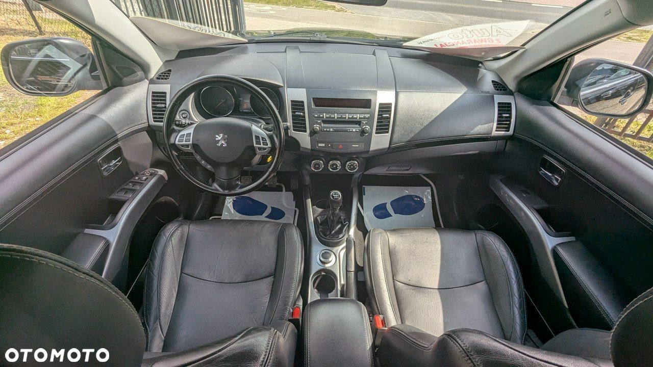 Peugeot 4007 - 18