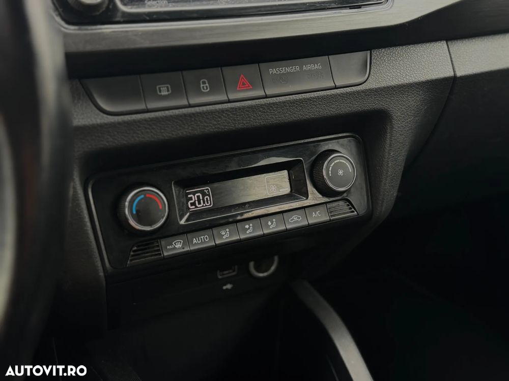 Skoda Fabia 1.0 TSI Clever - 14
