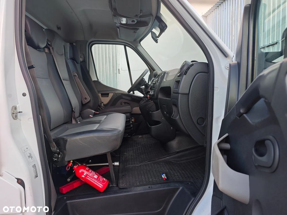 Renault Master - 15