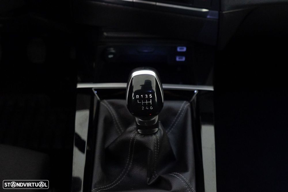 Opel Astra Sports Tourer 1.2 T GS Line - 26