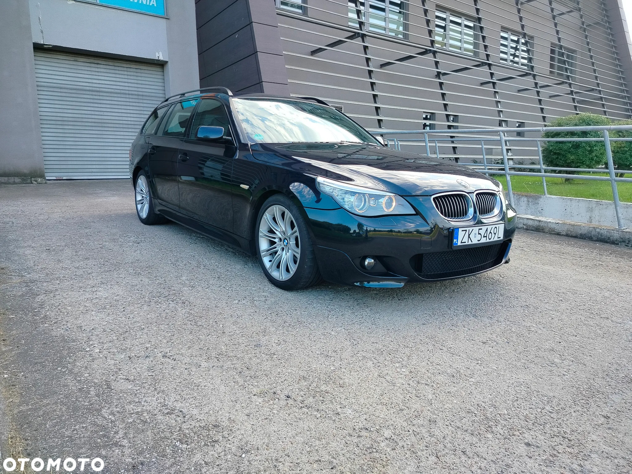BMW Seria 5 530d Touring - 17