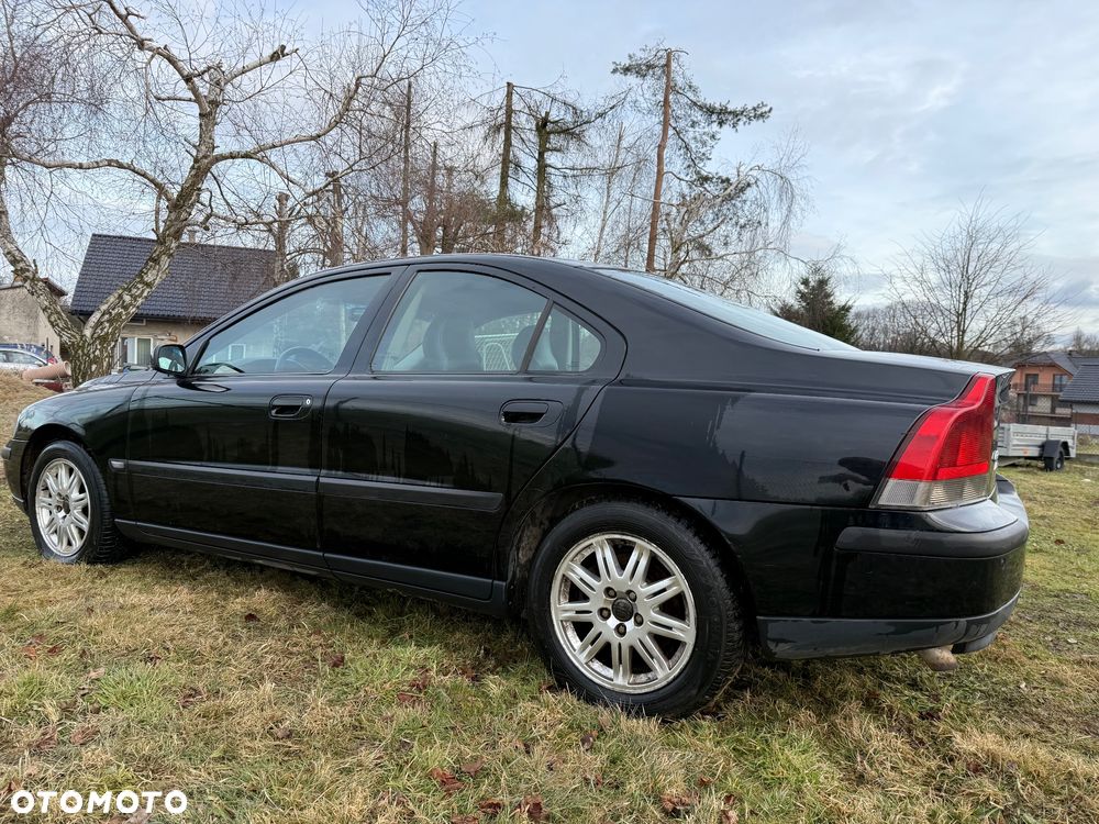 Volvo S60 2.4 D5 - 1