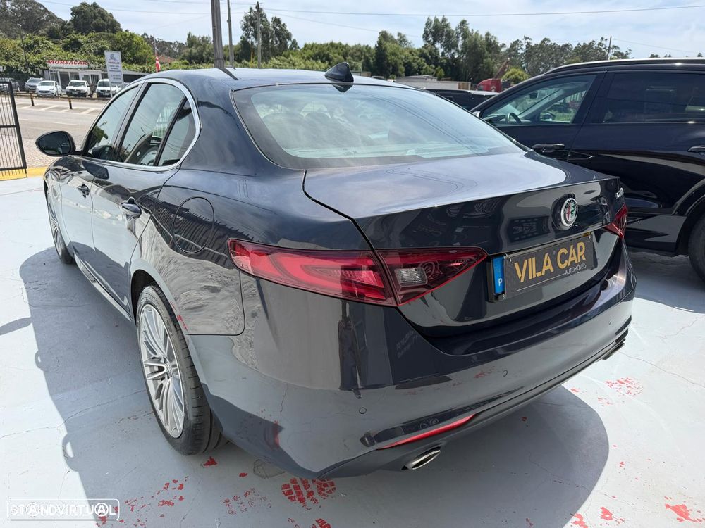 Alfa Romeo Giulia 2.2 D Super AT8 - 10