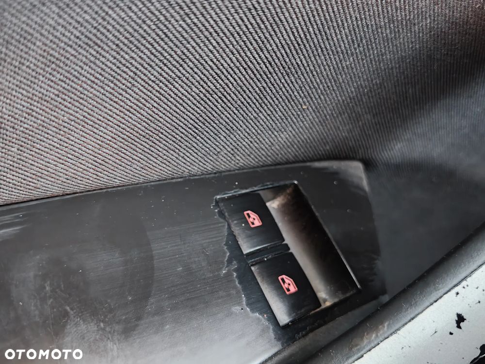 Opel Astra 1.7 CDTI DPF Cosmo - 22