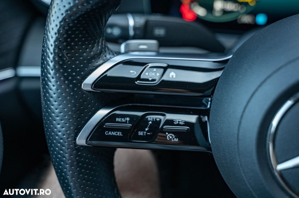Mercedes-Benz E 300 de 9G-TRONIC AMG Line - 27