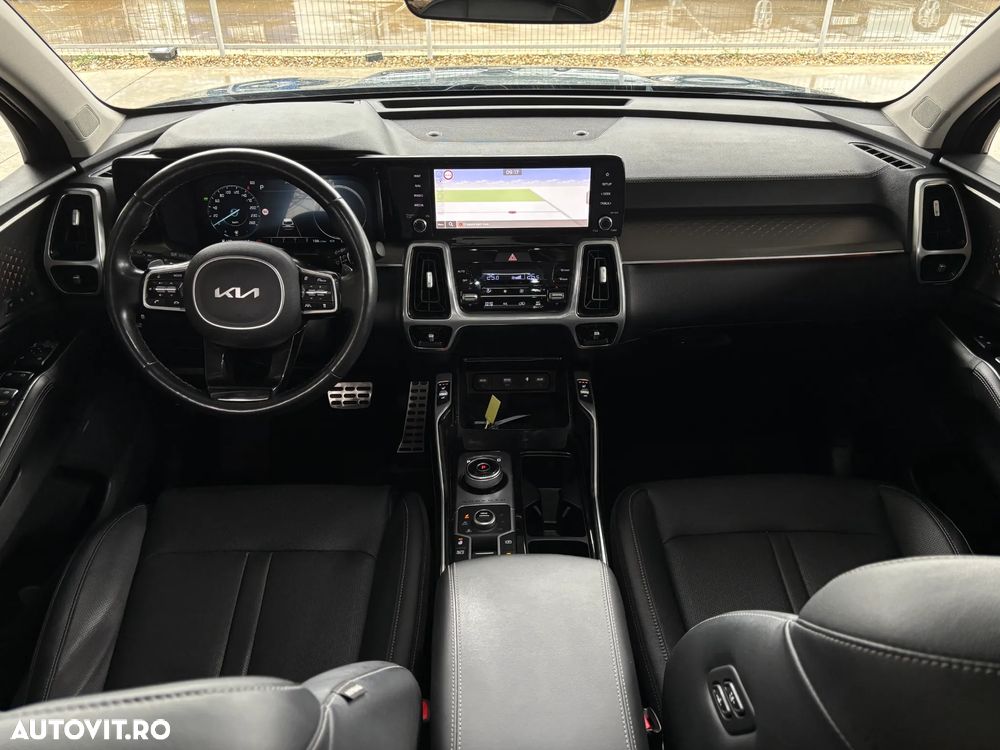 Kia Sorento 1.6 T-GDI HEV 6AT 4x4 7P Design+ - 12