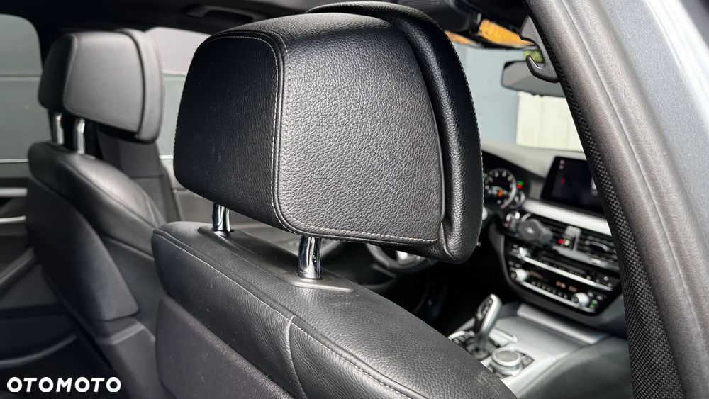 BMW Seria 5 520i M Sport sport - 14