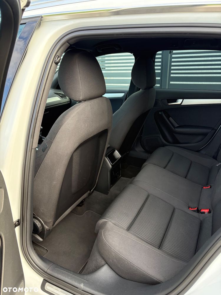 Audi A4 Avant 2.0 TDI - 12