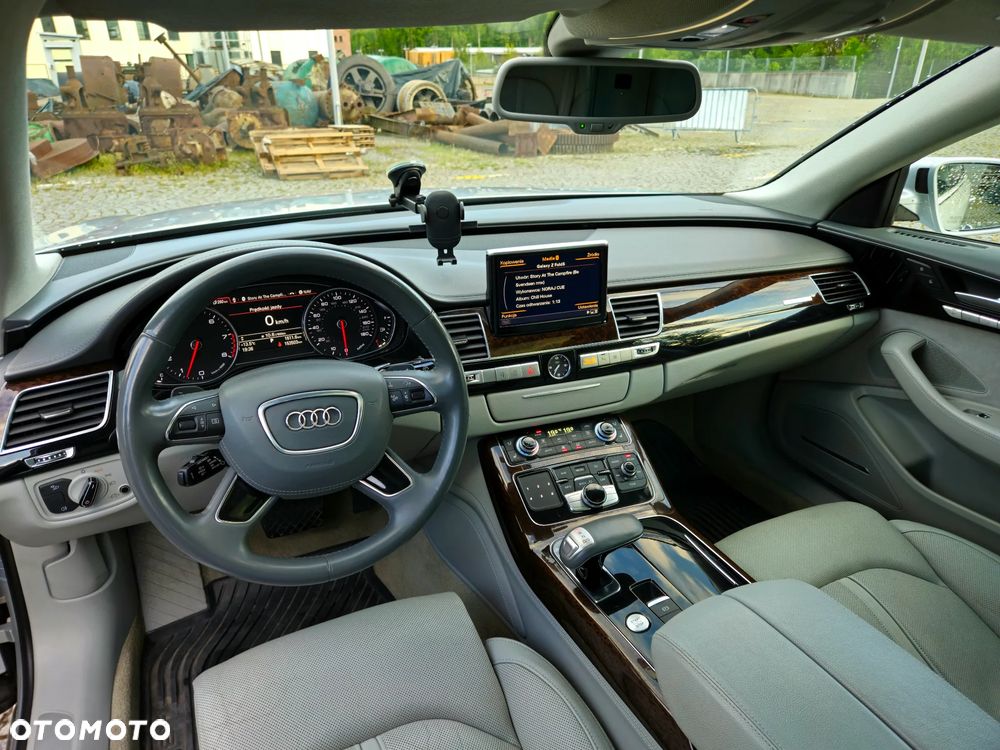 Audi A8 4.2 FSI Quattro tiptronic Langversion - 24