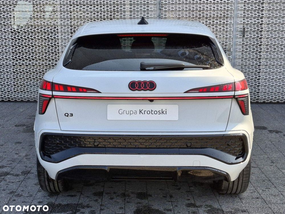 Audi Q3 Sportback - 7