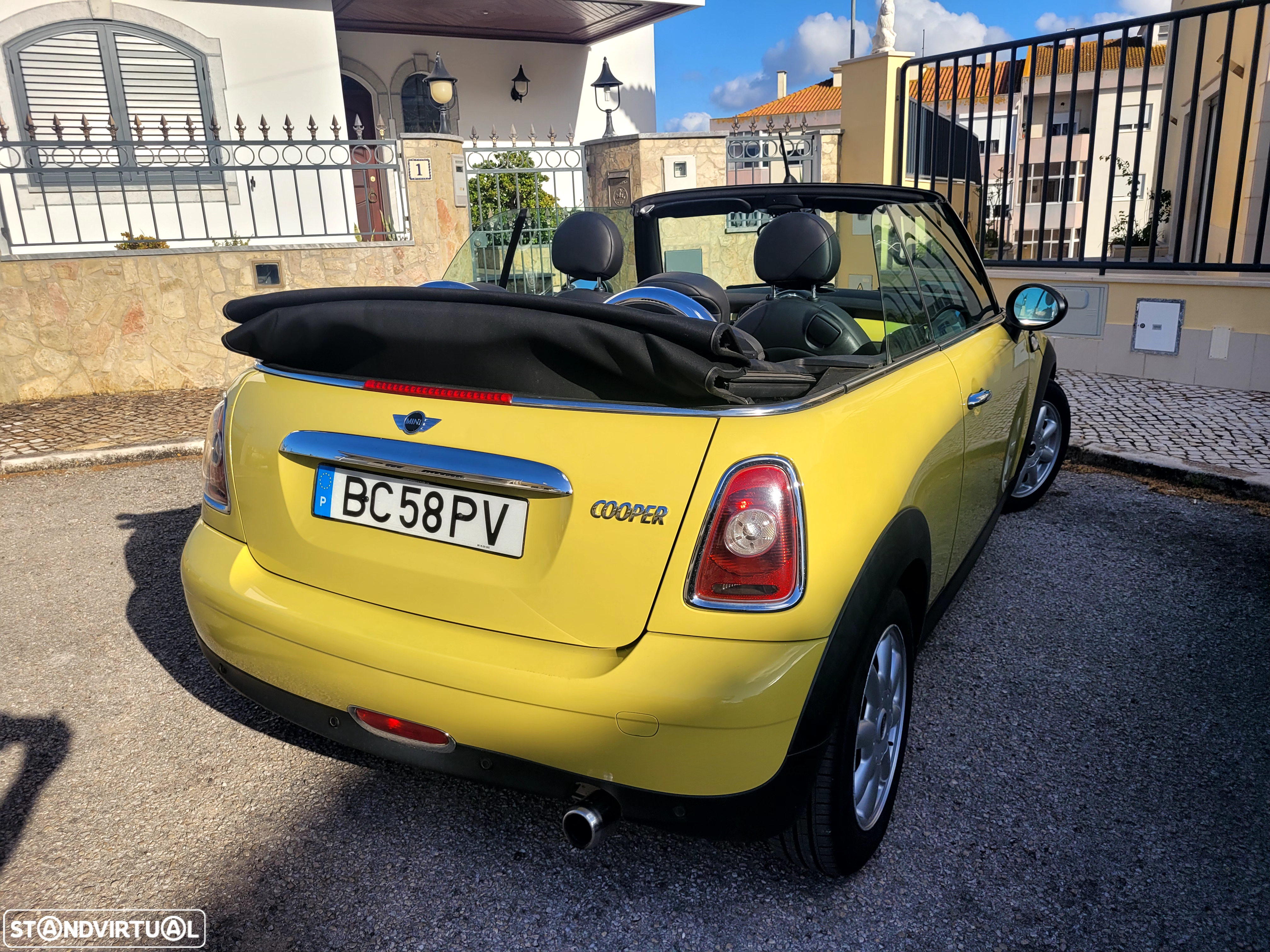 MINI Cabrio Cooper Auto. - 3