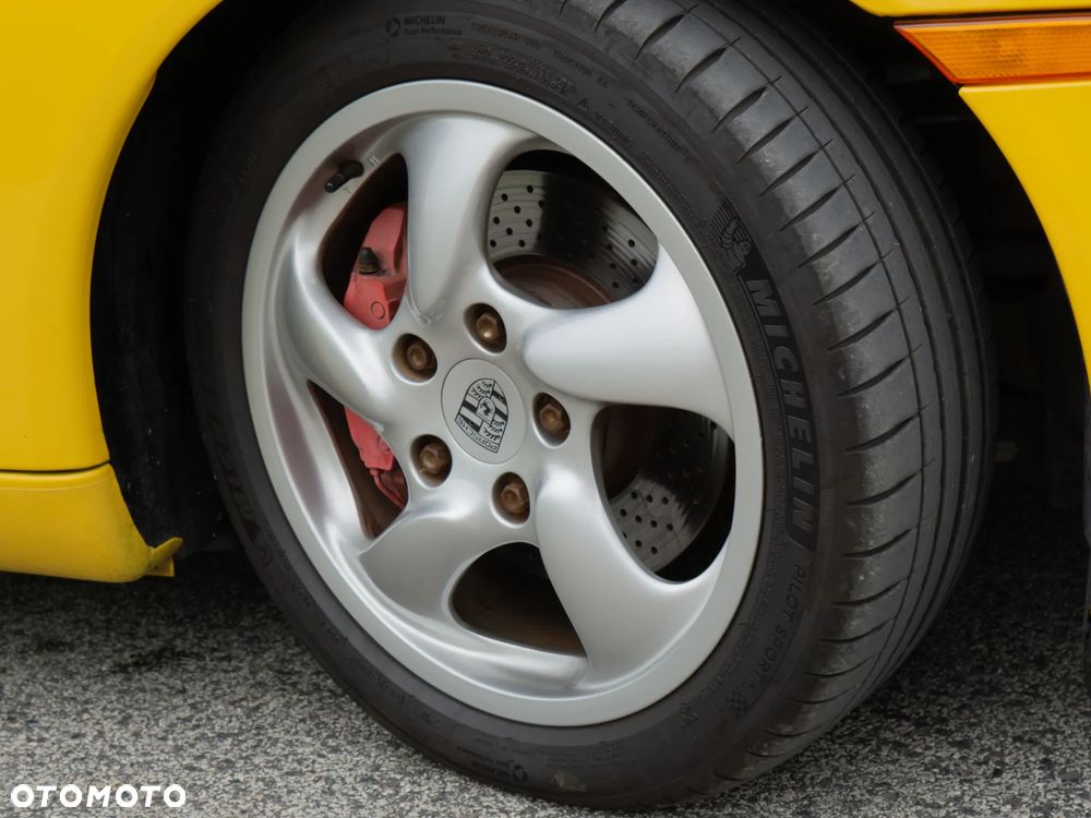 Porsche Boxster - 11