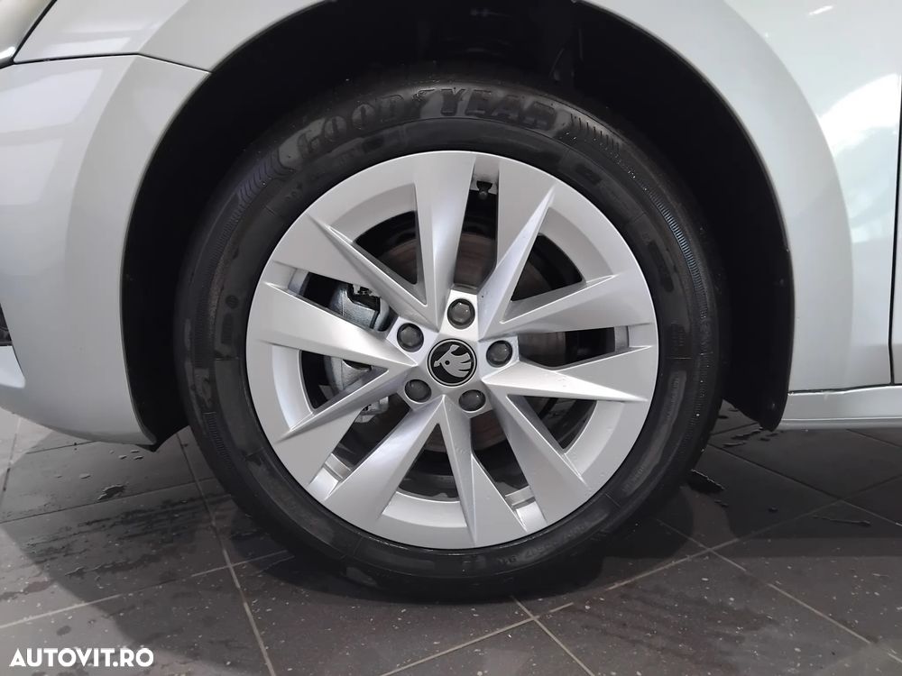 Skoda Octavia 1.5 TSI 115 CP DSG MHEV Selection - 4