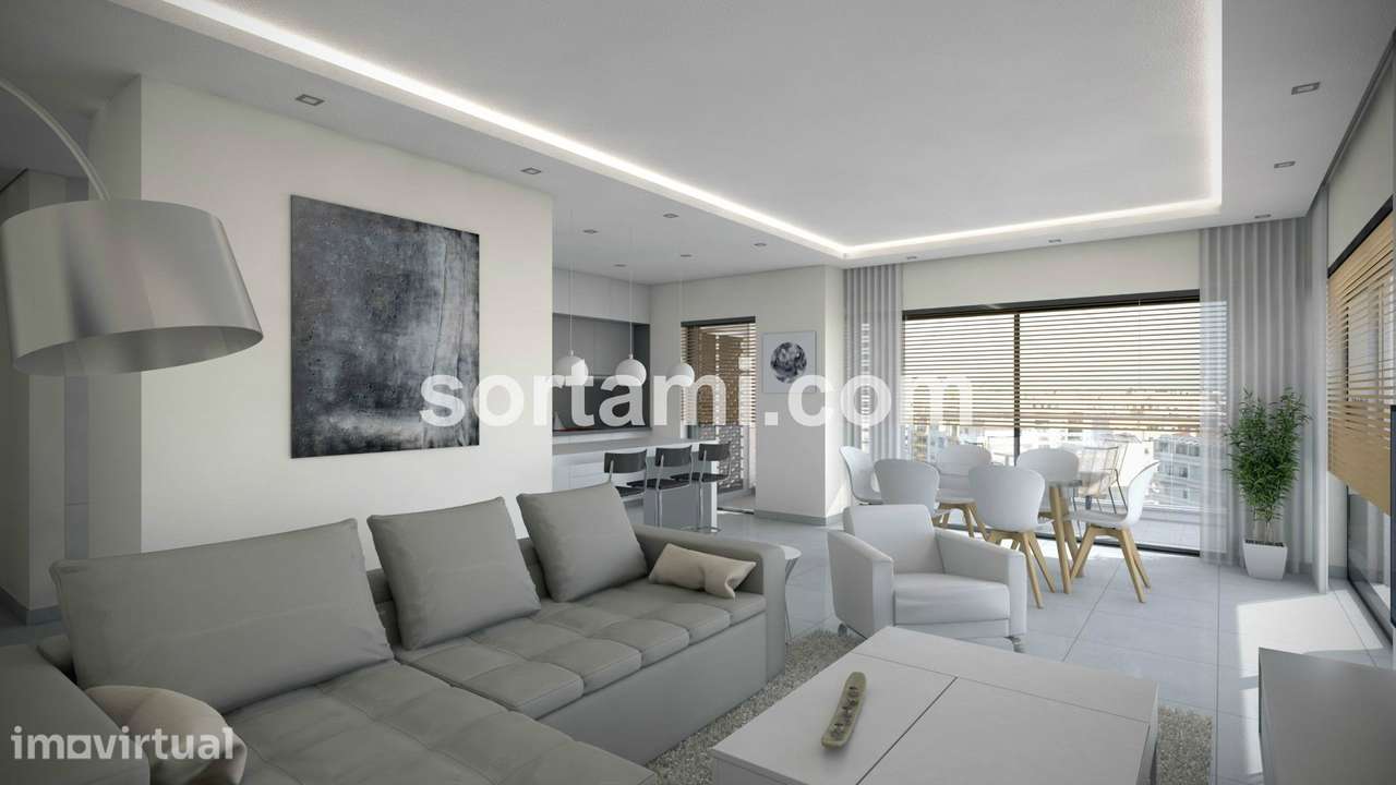 Apartamento T3 Venda em Faro (Sé e São Pedro),Faro - Grande imagem: 2/18