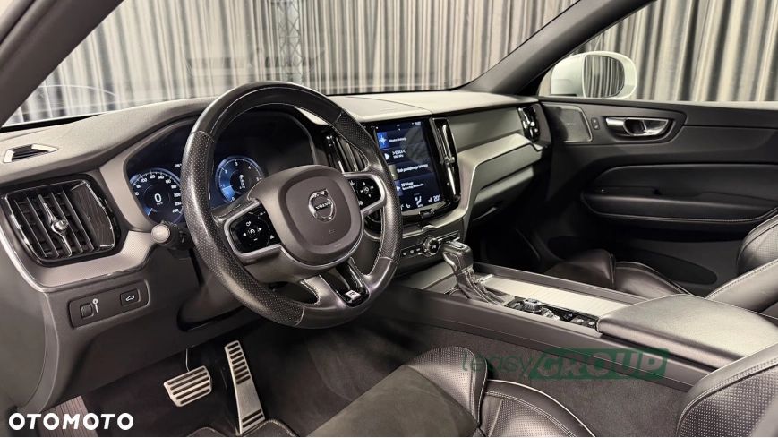 Volvo XC 60 D4 AWD Geartronic RDesign - 9