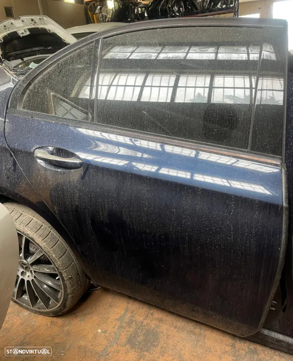 Porta Trás Direita Mercedes E220 W213 Ano 2020