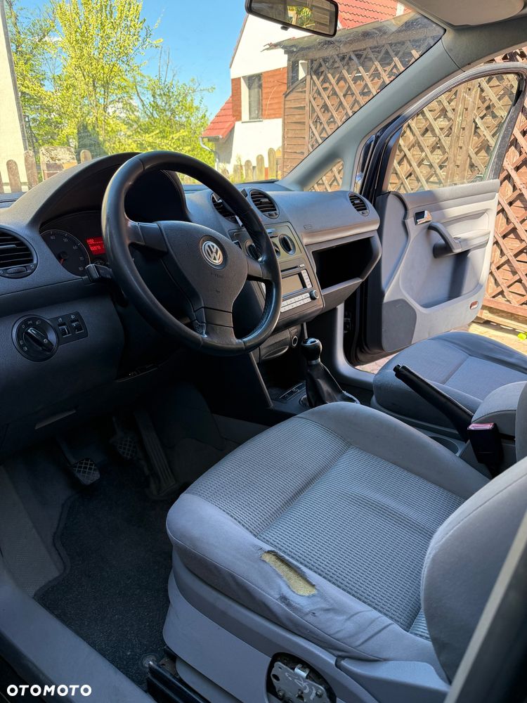 Volkswagen Caddy Life - 11