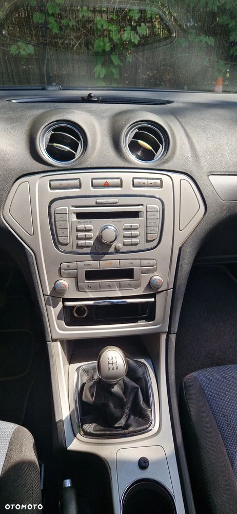 Ford Mondeo - 13
