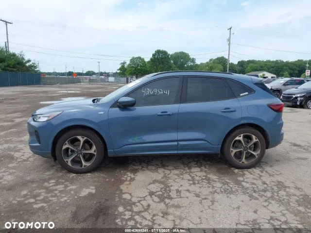 Ford Escape 2.0 EcoBoost AWD Titanium - 11