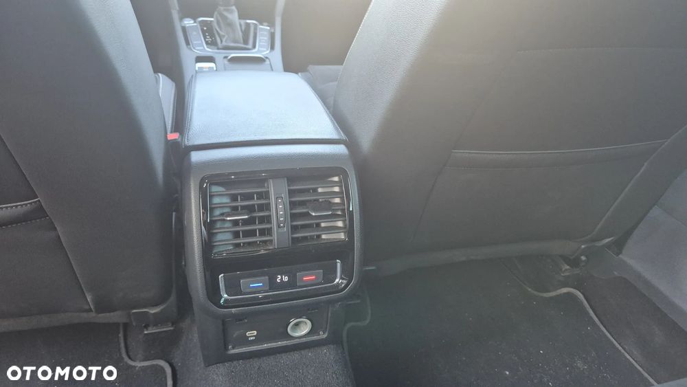 Volkswagen Passat 2.0 TDI EVO Business DSG - 7