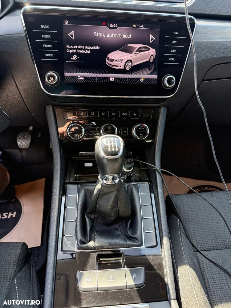 Skoda Superb 2.0 TDI Ambition - 7