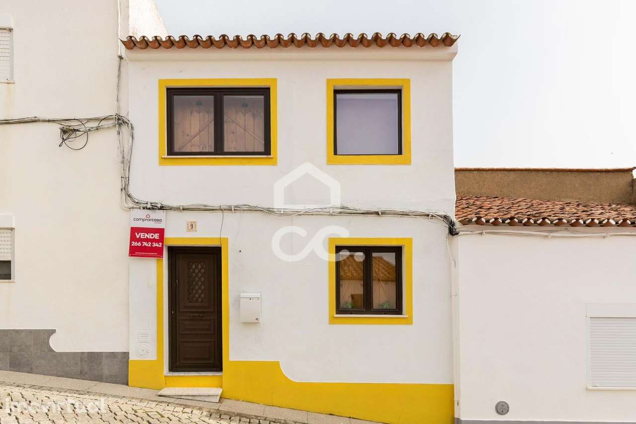 Moradia T1 Moderna e Renovada c/ Varanda | Portel - Grande imagem: 3/30