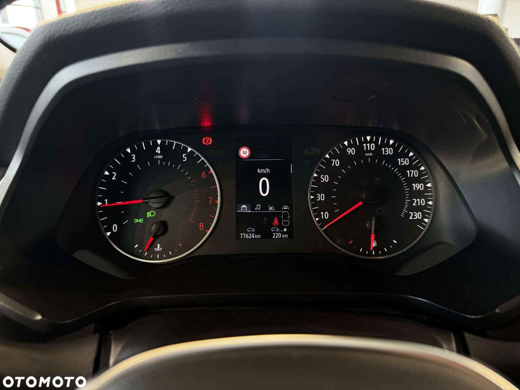 Renault Captur - 23