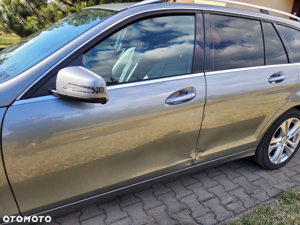 Mercedes-Benz Klasa C 200 CDI BlueEff Avantgarde - 17