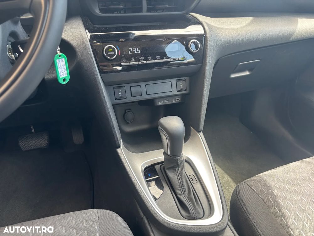 Toyota Yaris Cross - 15