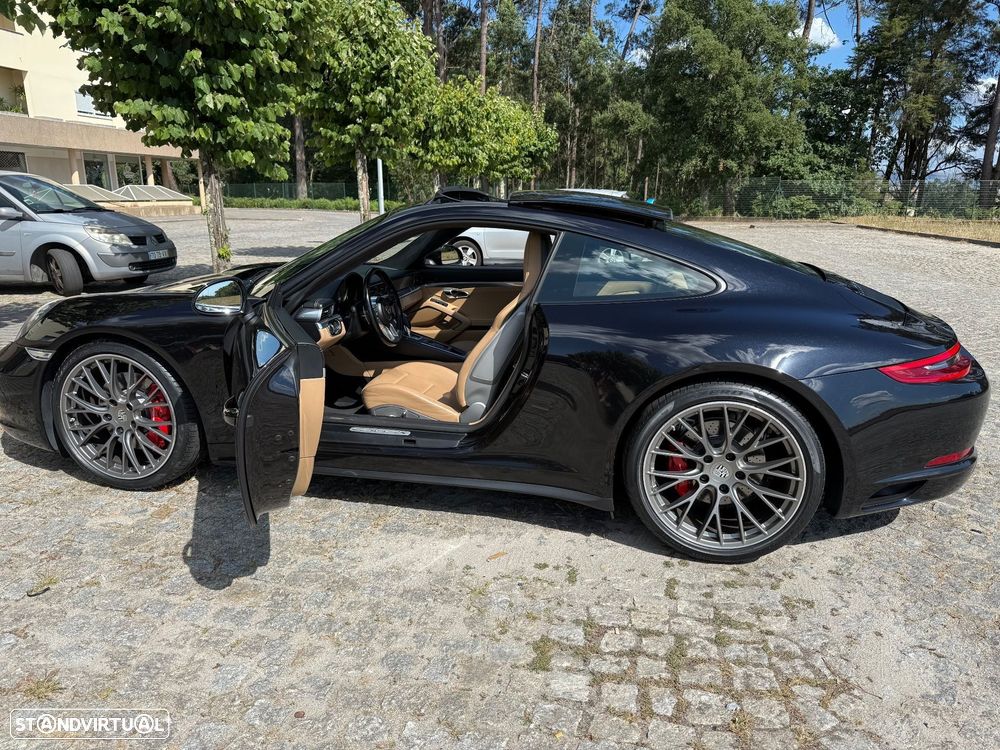 Porsche 911 (991) Carrera 4 S PDK - 13