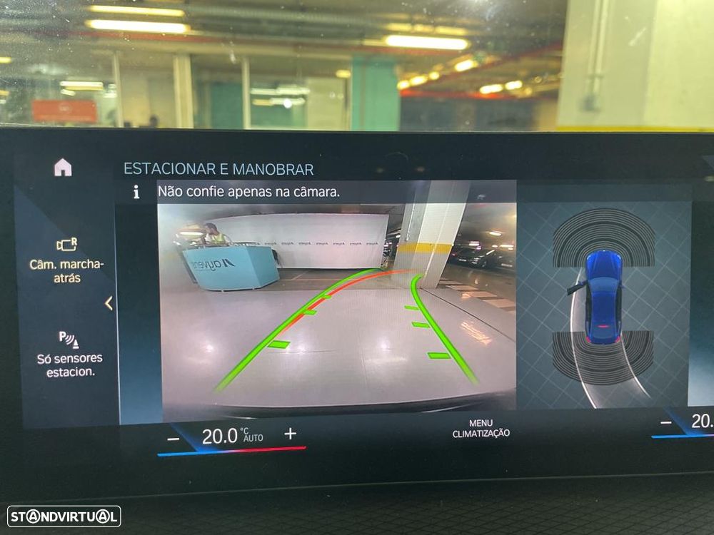 BMW i4 eDrive40 Desportiva M - 10