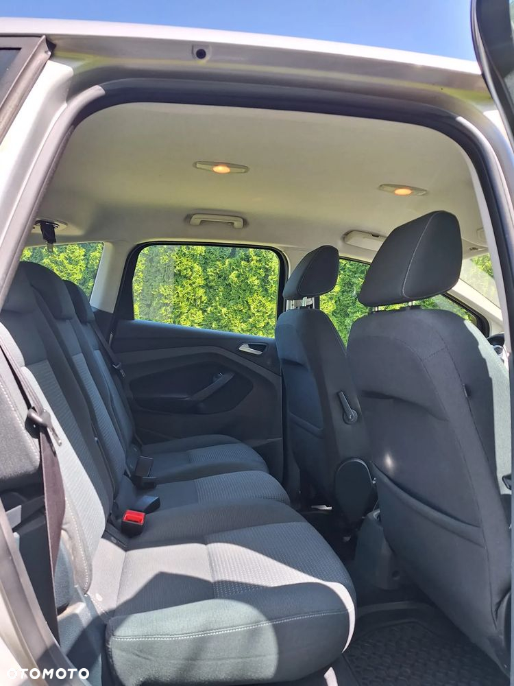 Ford C-MAX - 16