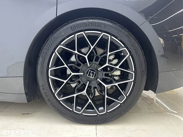 ZEEKR 001 AWD Privilege - 16