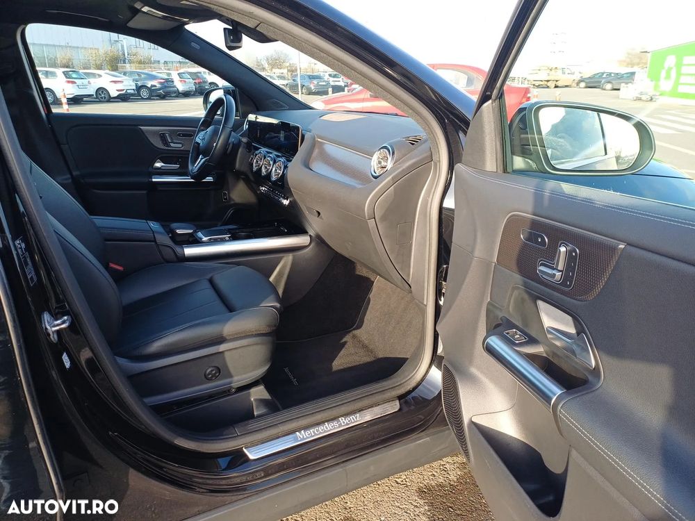 Mercedes-Benz GLA - 29