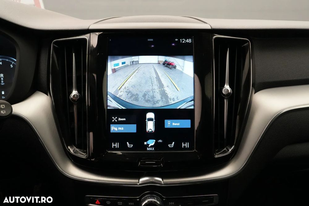 Volvo XC 60 B4 MHEV Momentum Pro - 21