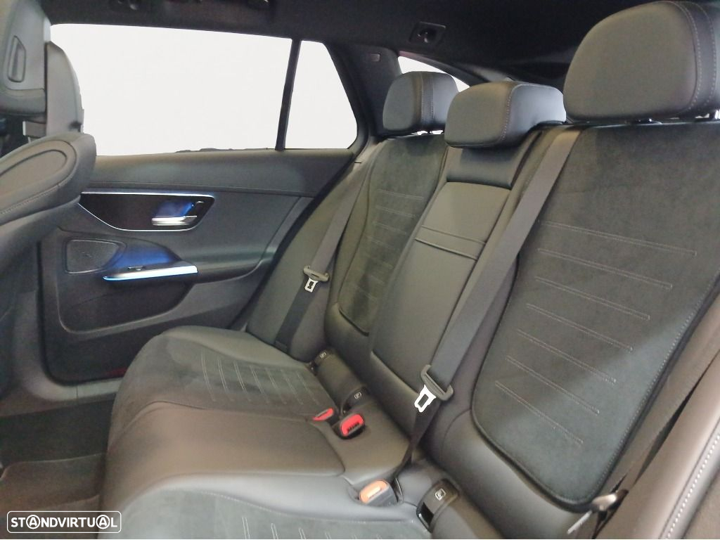 Mercedes-Benz C 300 de AMG Line - 15
