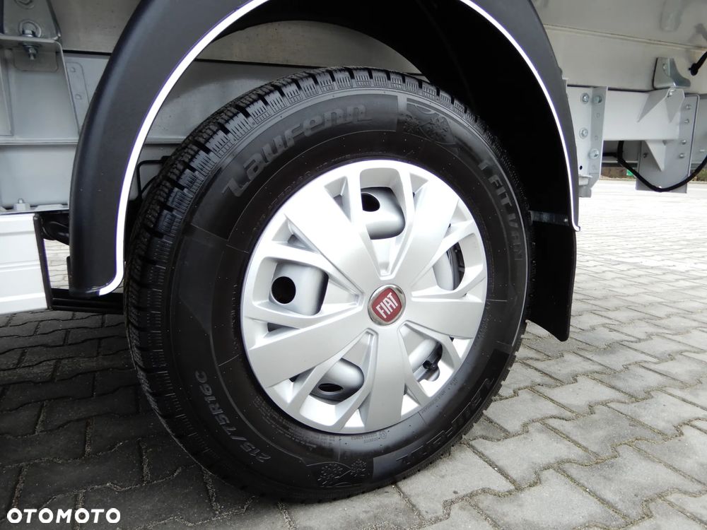 Fiat Ducato Serii 8 MAXI Wzmacniany 2.2 MultiJet3 H3-POWER 160 KM Chłodnia 4226 mm 8 Euro Palet Boczne Drzwi Agregat Zanotti -20*C Android Auto Carplay Stan Auta JAK NOWY POLECAM - 23
