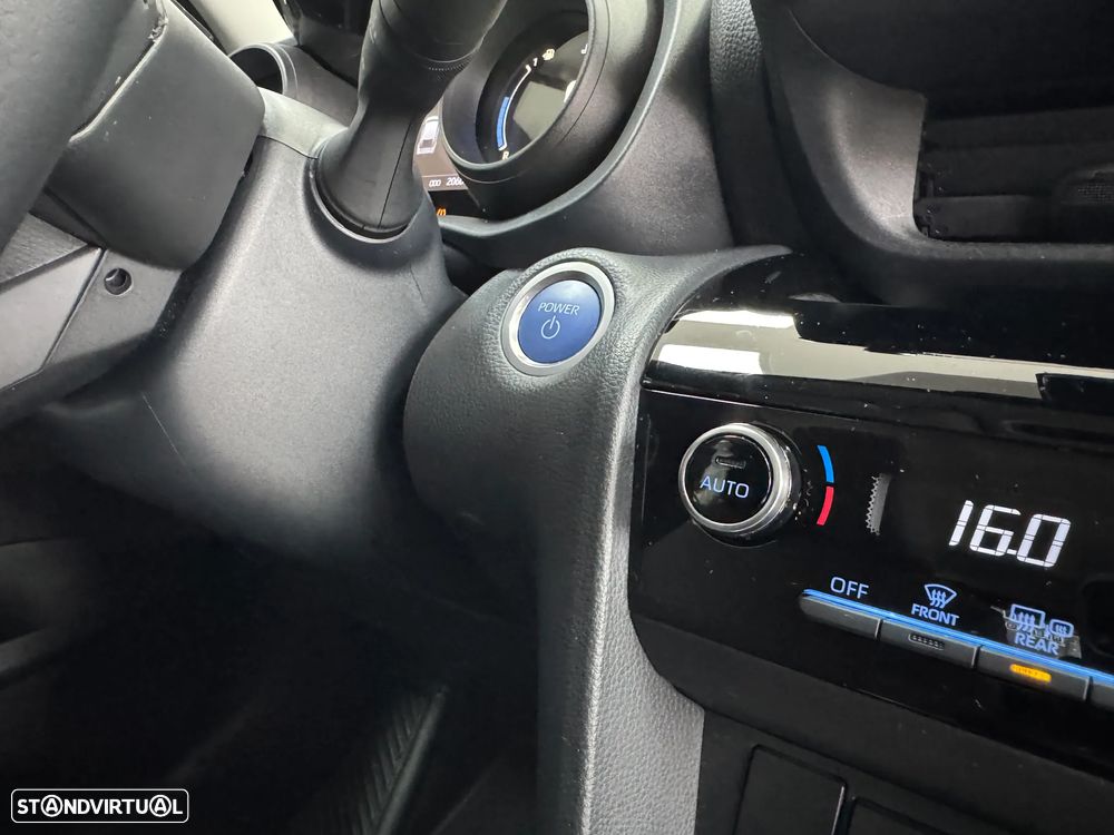 Toyota Yaris Cross 1.5 HDF Exclusive - 32