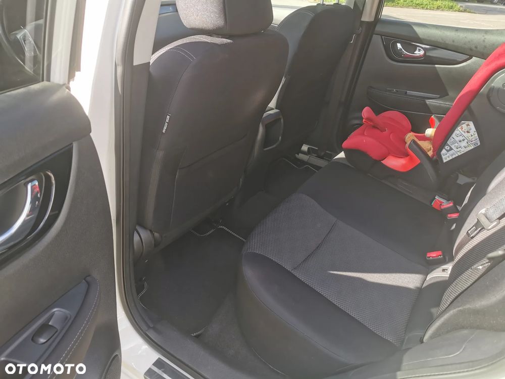 Nissan Qashqai 1.2 DIG-T N-Tec EU6 - 32