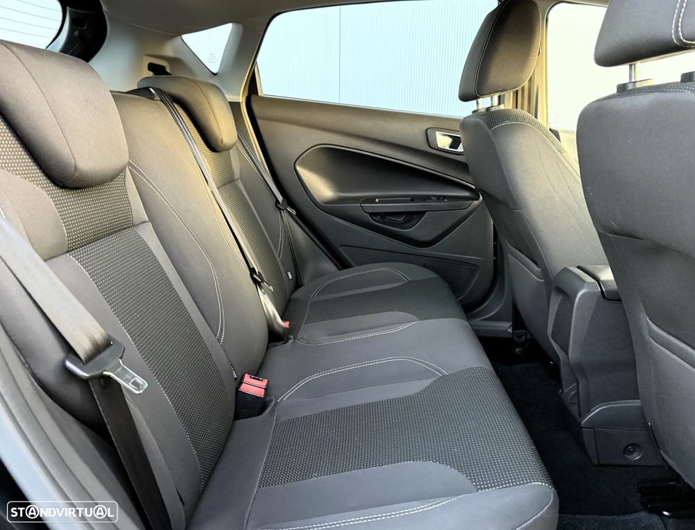 Ford Fiesta 1.5 TDCi Titanium - 30