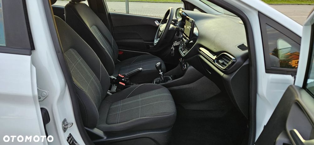 Ford Fiesta 1.0 EcoBoost Titanium - 6