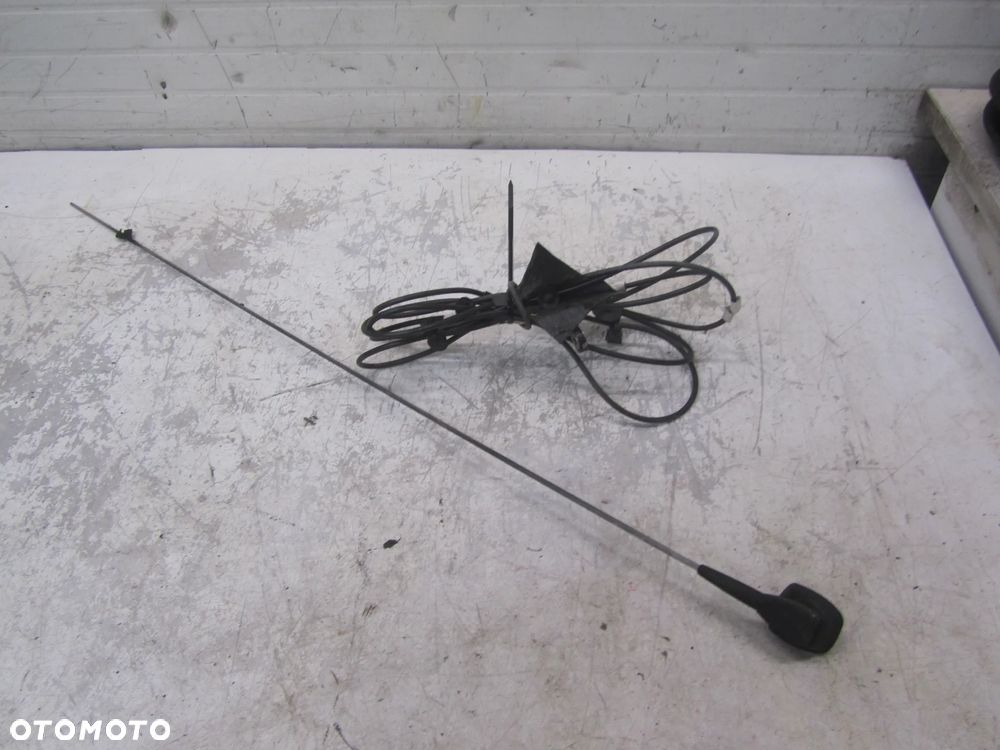 citroen jumpy-expert-scudo 06->antena dachowa - 1