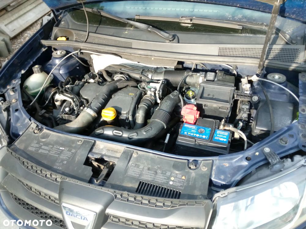 Dacia Sandero dCi 75 Laureate II - 9