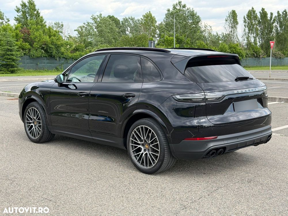 Porsche Cayenne S - 6