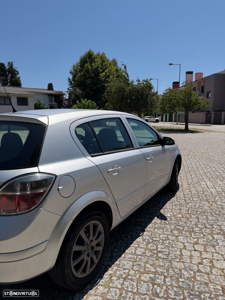 Opel Astra 1.3 CDTI Enjoy EcoFLEX - 6