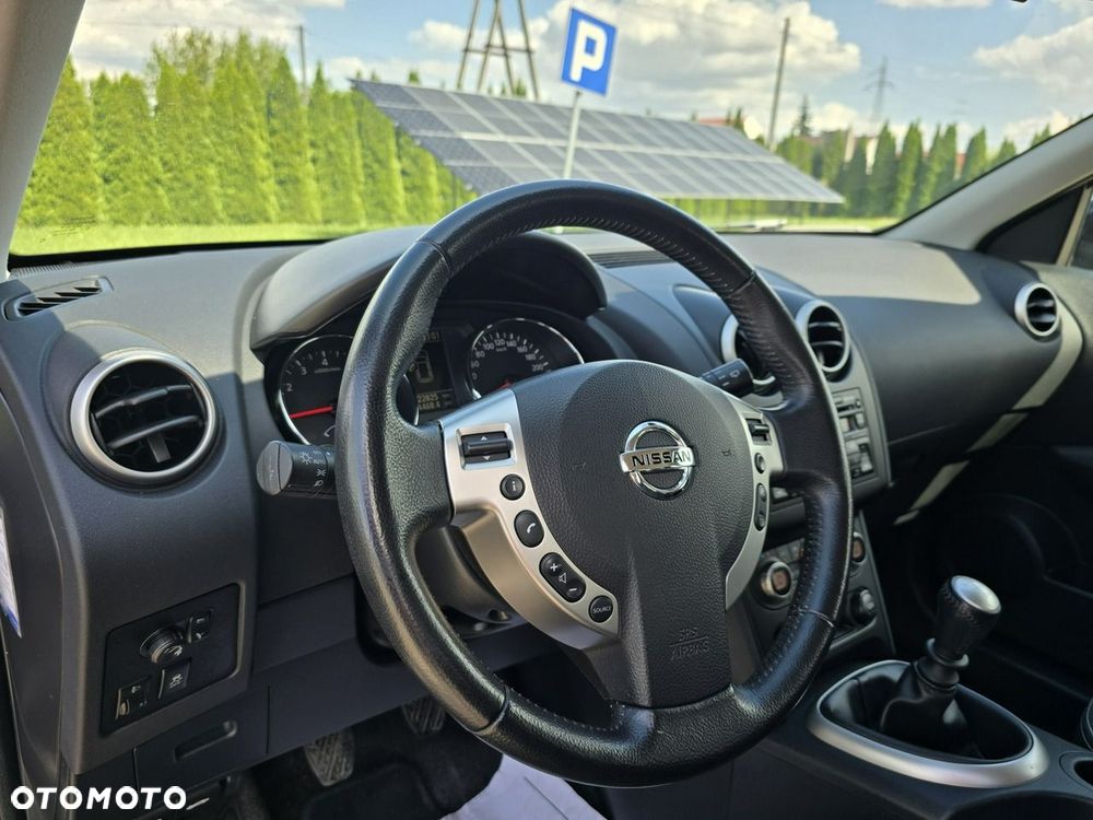 Nissan Qashqai - 13